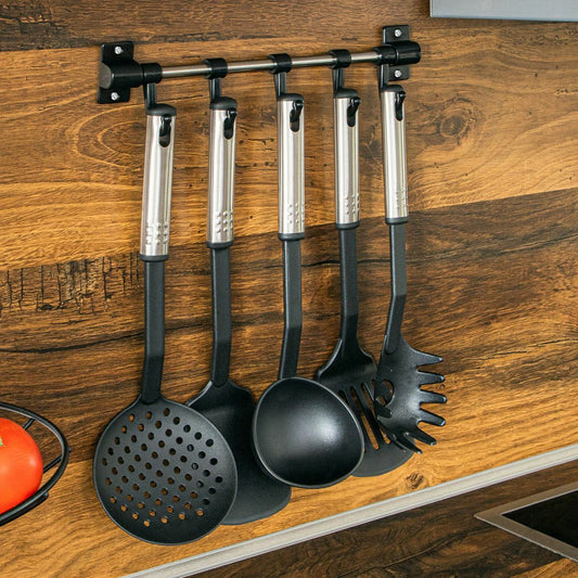 6-teiliges Küchenhelfer-Set aus Edelstahl & Kunststoff – Pfannenwender, Löffel, Suppenkelle, Spaghettilöffel & Wandhalterung mit 5 Haken